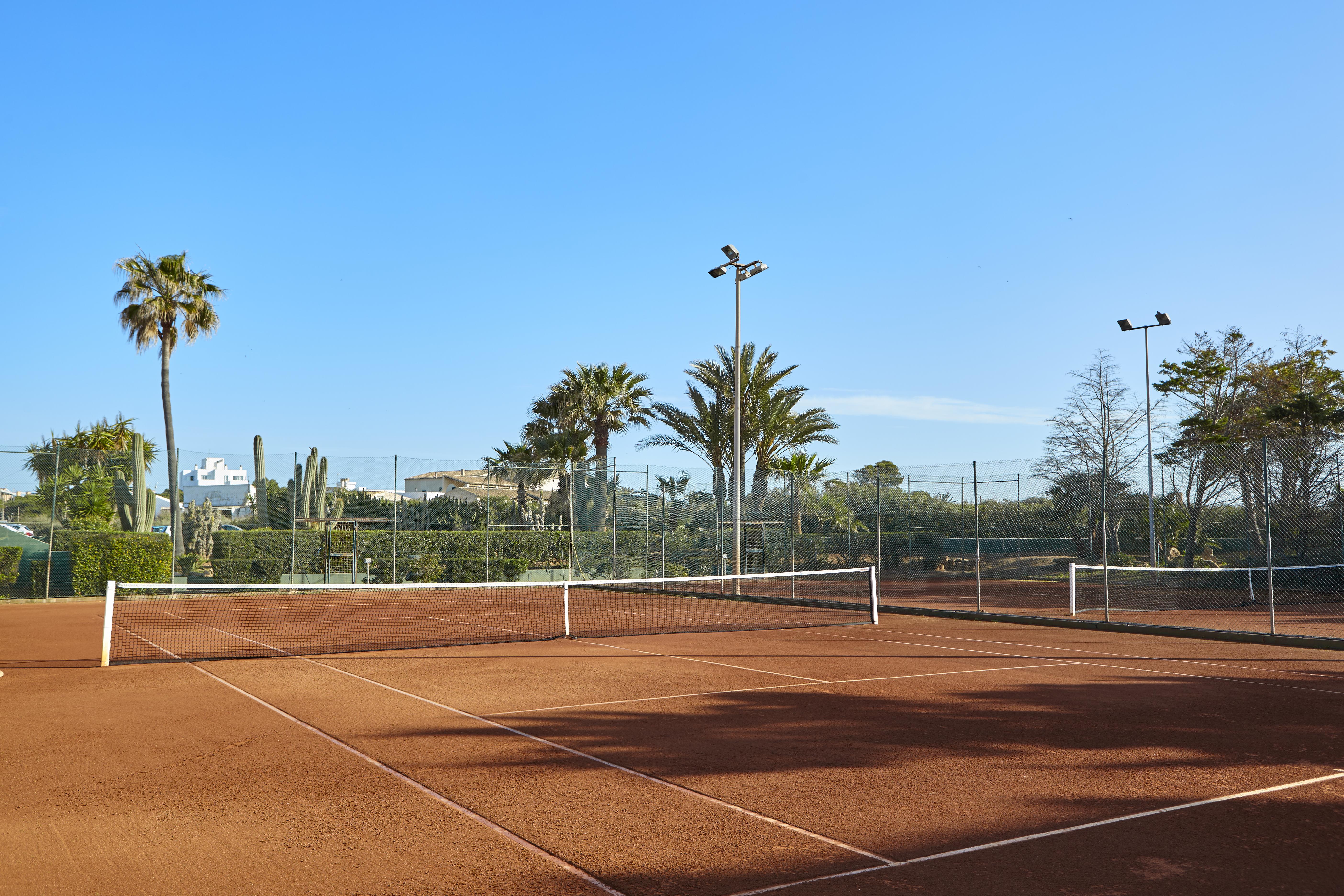 Universal Grand Leon & Spa Colonia de Sant Jordi Екстериор снимка